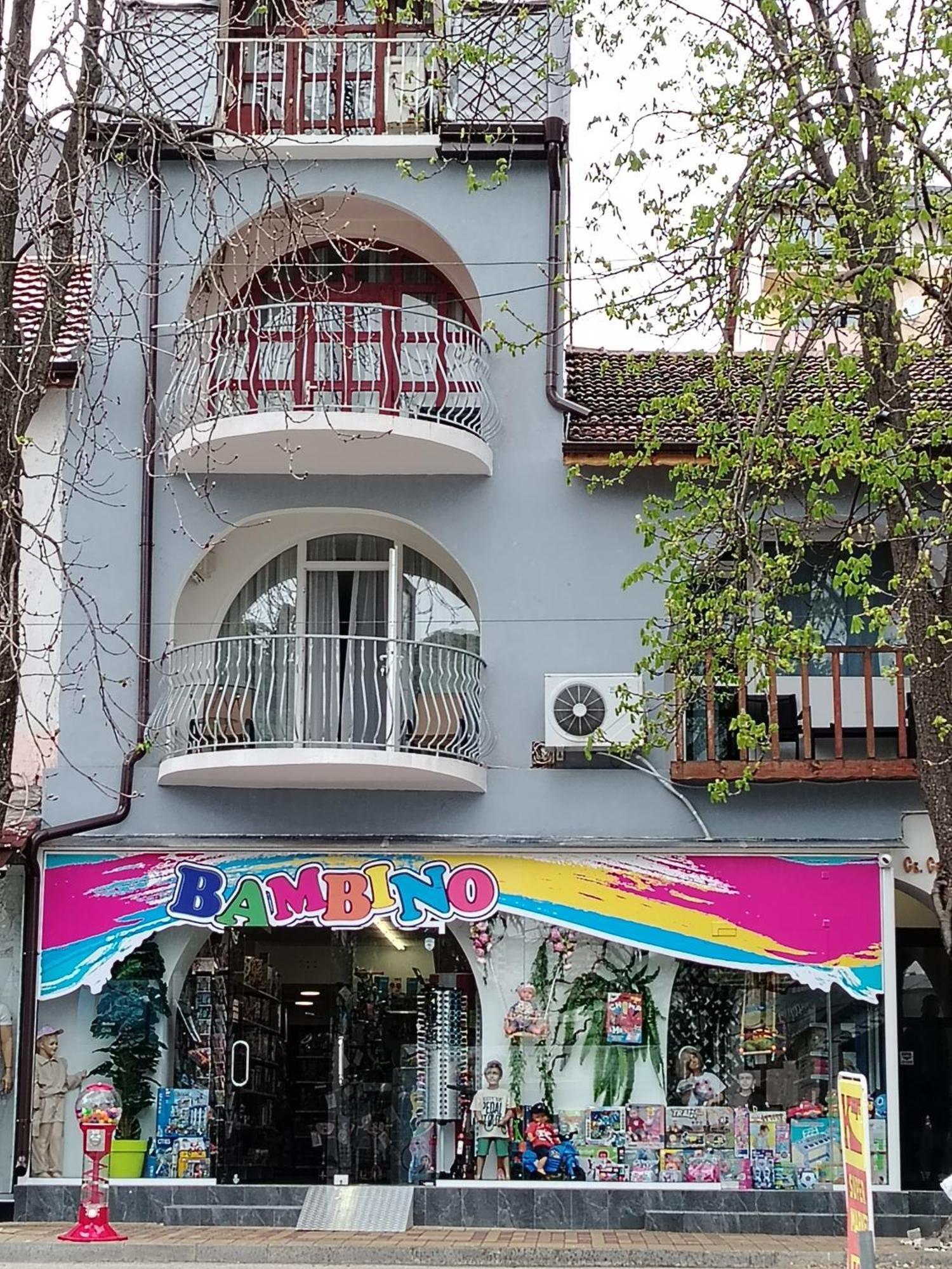 Hotel St.St. Constantine And Helena Sandanski Esterno foto