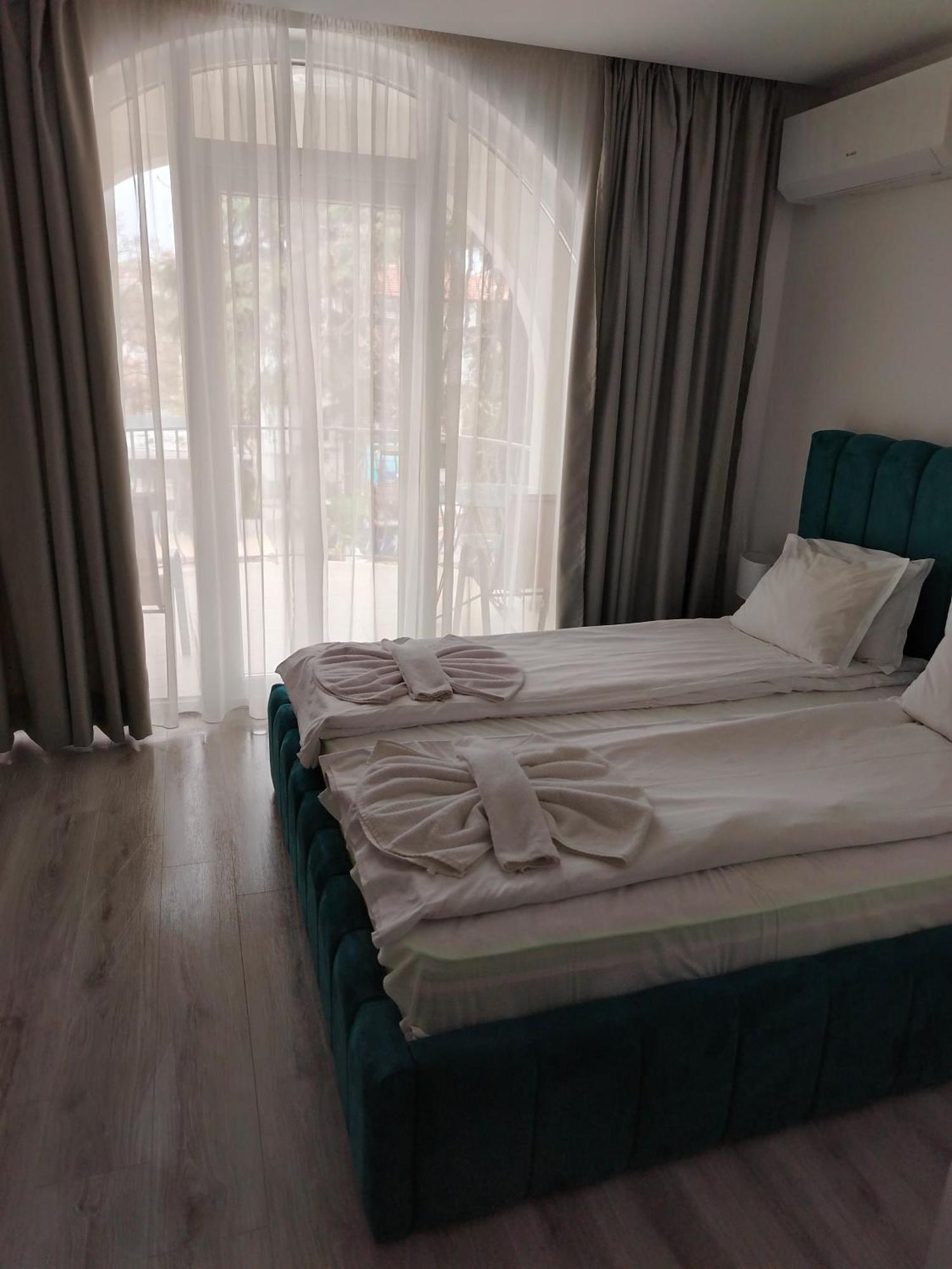 Hotel St.St. Constantine And Helena Sandanski Camera foto