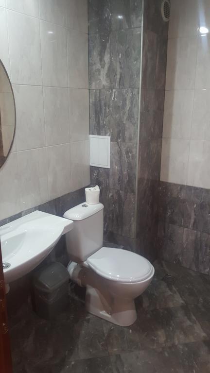 Hotel St.St. Constantine And Helena Sandanski Esterno foto