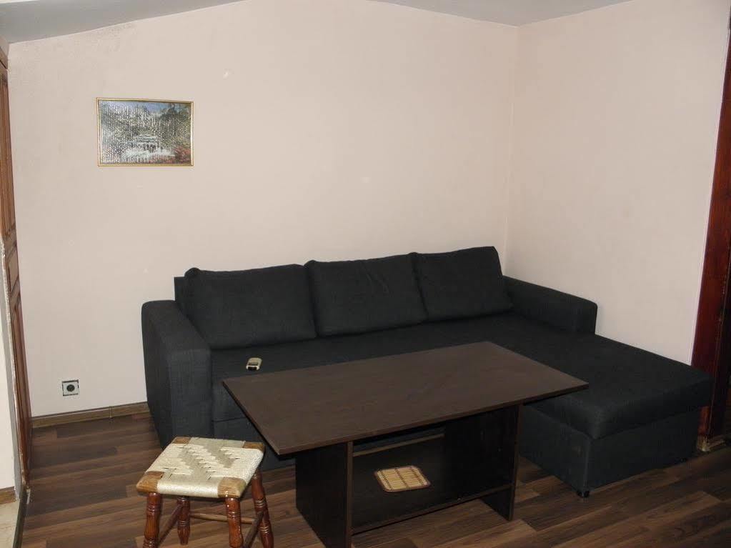 Hotel St.St. Constantine And Helena Sandanski Esterno foto